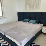 Vila Dei Fiori *